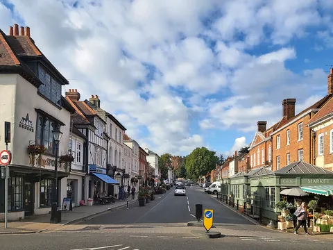 View of Castle Street Farnham looking north 2022-09-29